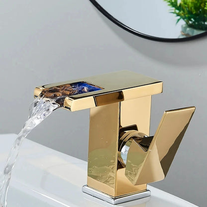 50180693754122|50180693983498